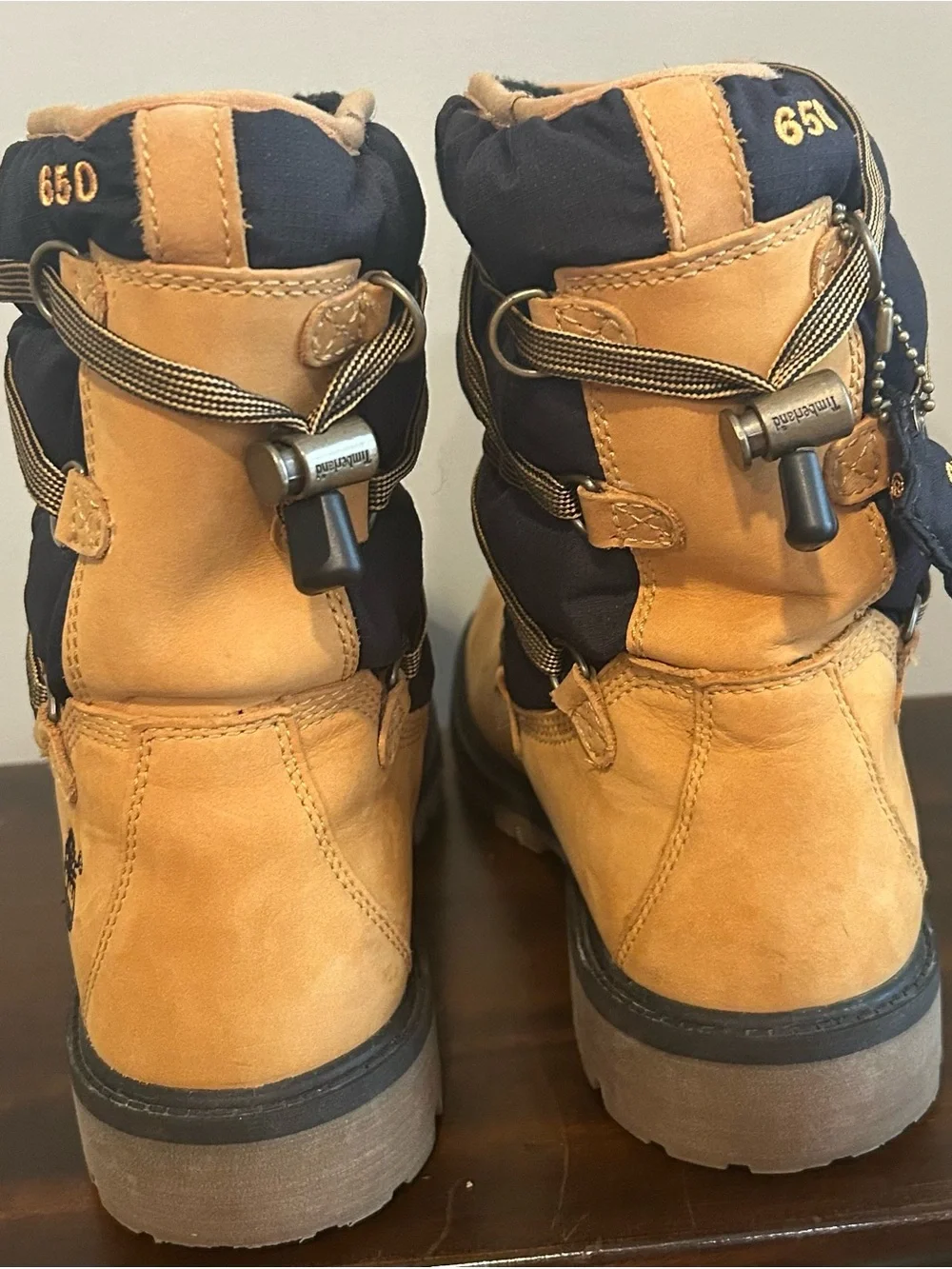 Timberland 650 Tan and Black Puffer Lace-Up Winter Boots